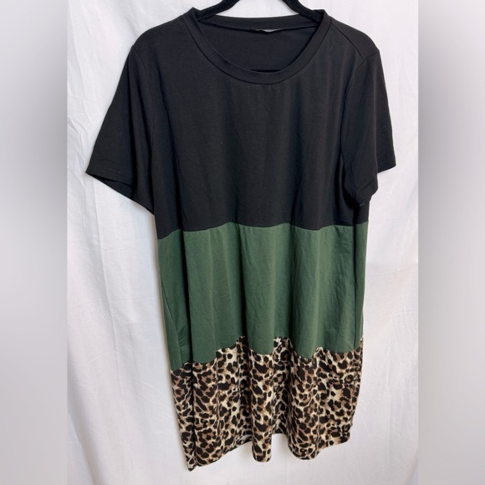 SHEIN Curve+ Plus Size Women's Multicolor Leopard Print Ragdoll Stretchy Tee 2XL